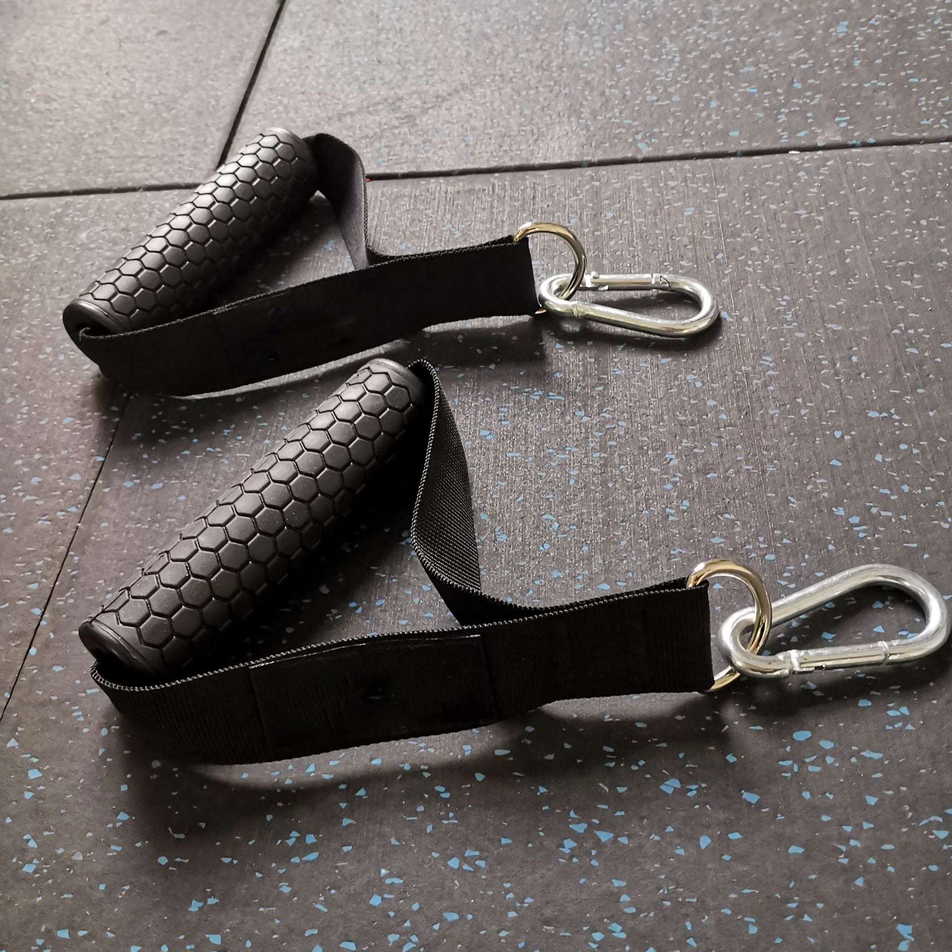 RECOVR Cable Machine Handles | Anti-Slip TPE Grip Attachment for Pulldowns & Rows (Pair)