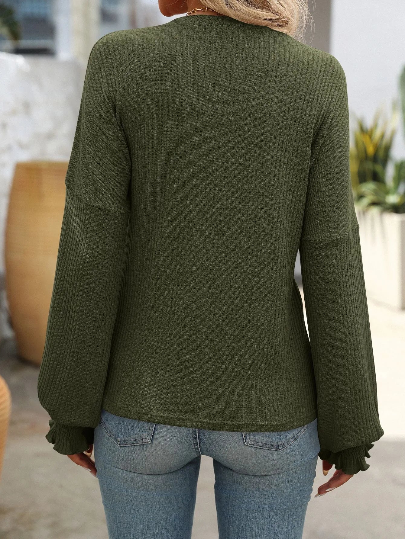 Women's Ribbed Knit Pullover Sweater